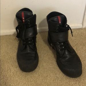 Prada sneaker- black leather